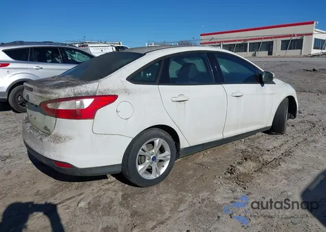 2014 Ford Focus Se z USA, uszkodzony, nr VIN 1FADP3F21EL338834